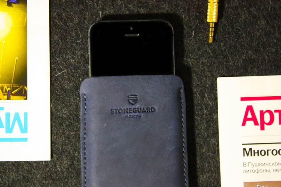 Кожаный чехол синего цвета Ocean Stoneguard iphone 5/5s