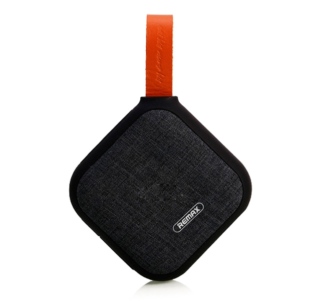 Черная портативная Bluetooth колонка Remax RB-M15
Черная портативная Bluetooth колонка Remax RB-M15