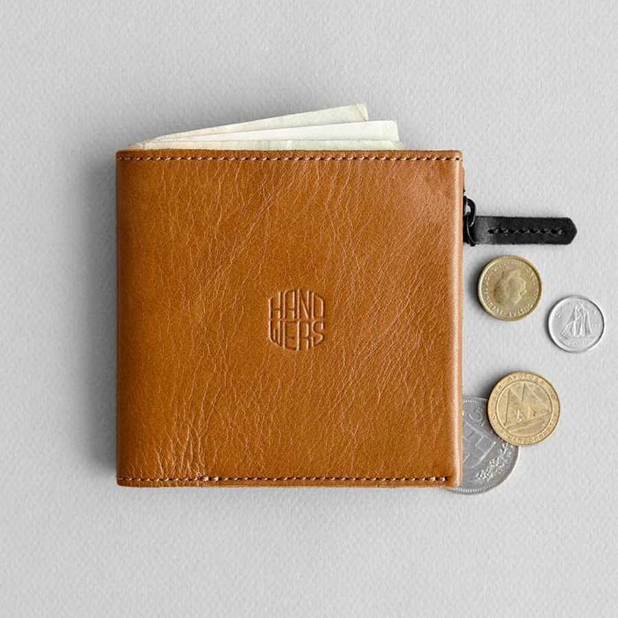 Коричневый кожаный бумажник Handwers Hanker