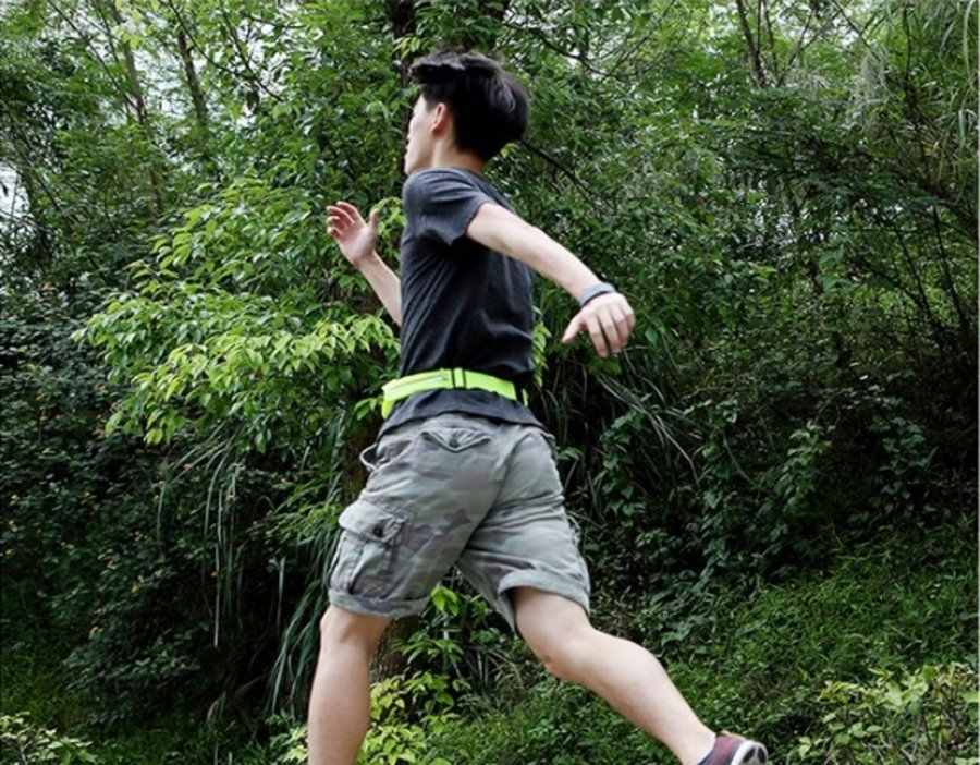 Зеленая поясная сумка для смартфонов Rock Universal Running Belt