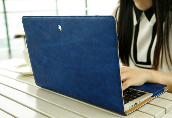 Синий кожаный чехол для Macbook Air 13" JisonCase Sleeve Pouch 