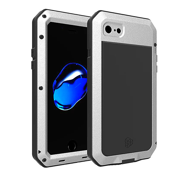 

Серебристый противоударный чехол для iPhone 7/8 Lunatik Taktik Strike