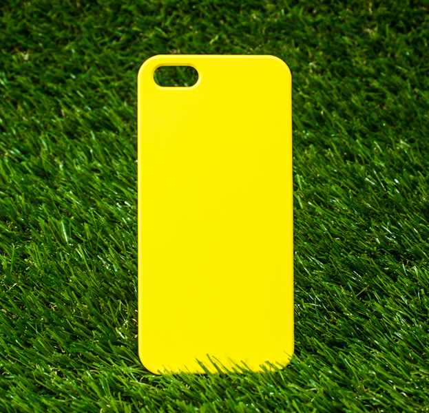 как сделать чехол желтым. идеи как раскрасить желтый чехол. пожелтел чехол из силикона. чехол на айфон черно желтый в полоску. айфон 4 желтый.
